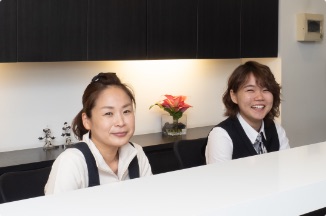 スタッフ
